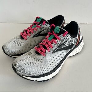 Brooks Women's Ghost 11 Gray Pink Mesh Running Shoes Size 8.5